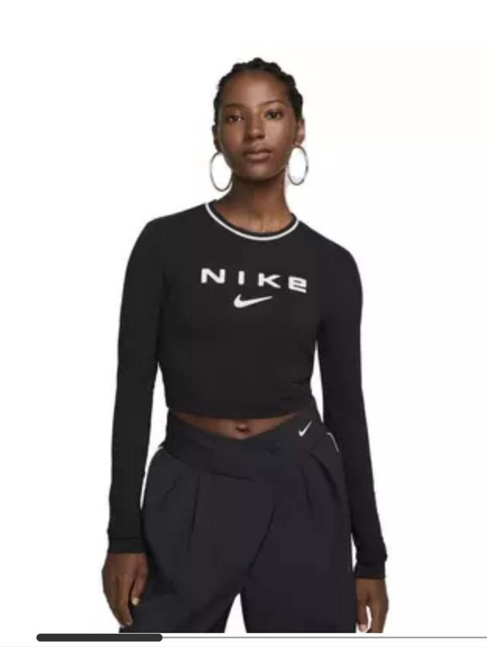 Nike Sportswear Chill Knit Slim Long-Sleeve Cropped Graphic T-Shirt Cropped